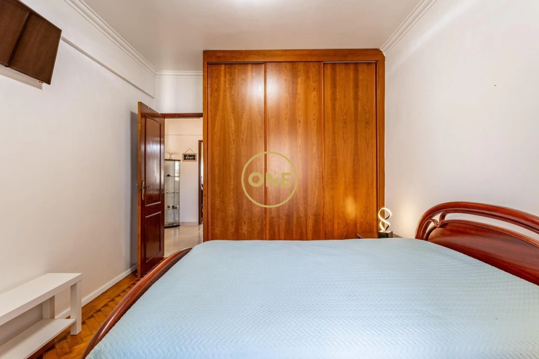 Apartamento T2 para Venda em Sacavém e Prior Velho Foto 14