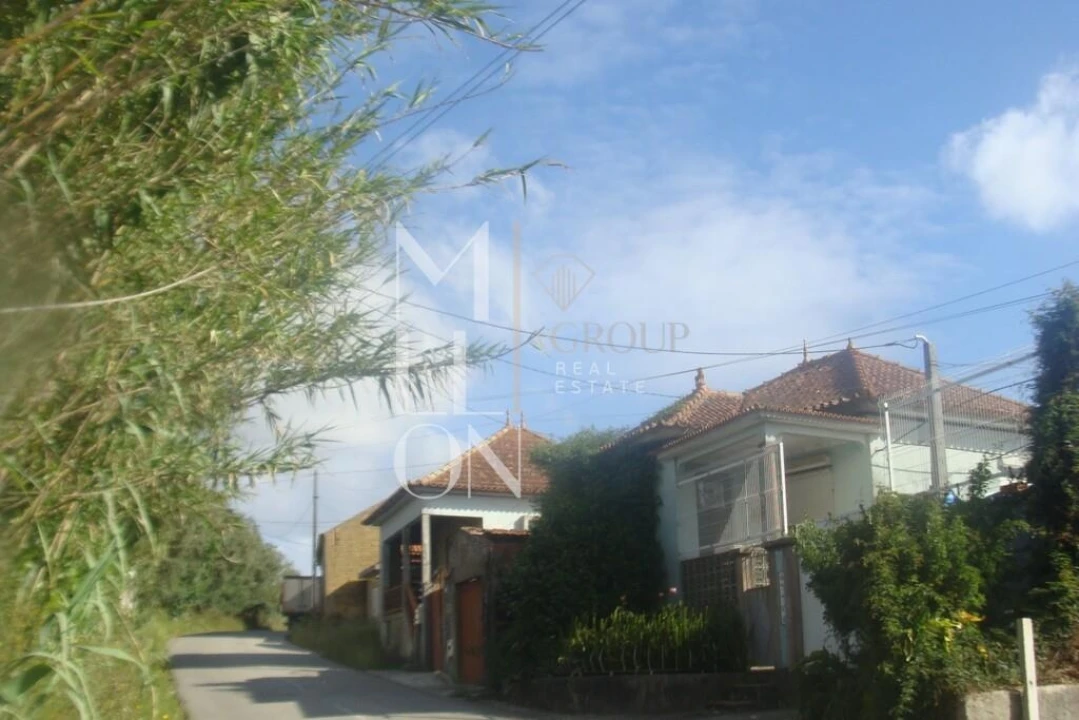 Moradia T3 para Venda em Ouca Foto 1