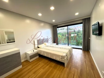 Moradia T3 para Venda em Funchal (Santa Maria Maior)