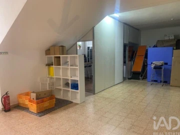 Loja para Venda em Torres Novas (Santa Maria, Salvador e Santiago)