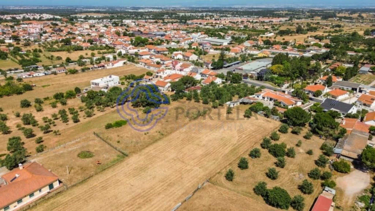 Terreno para Venda em Quinta do Anjo Foto 6