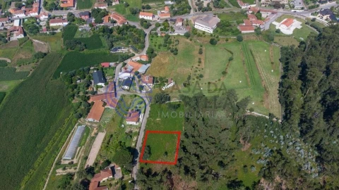 Terreno para Venda em Creixomil e Mariz