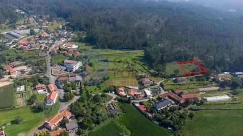 Terreno para Venda em Creixomil e Mariz