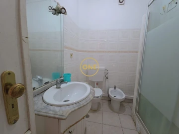 Apartamento T2 para Venda em Laranjeiro e Feijó