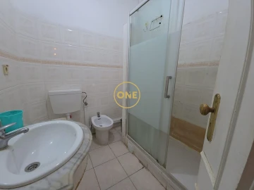 Apartamento T2 para Venda em Laranjeiro e Feijó