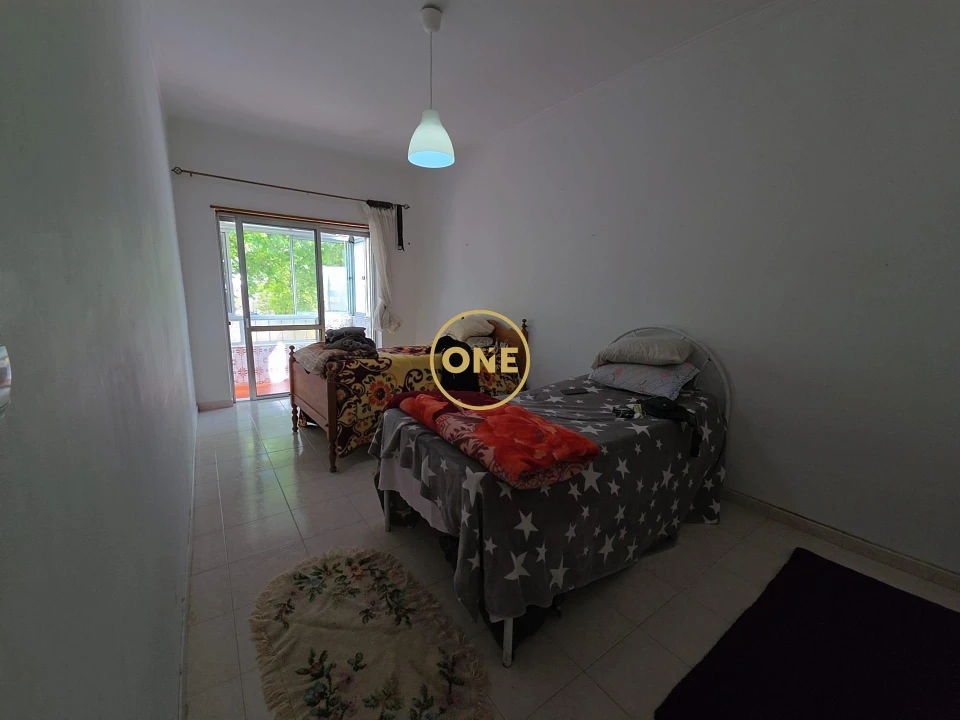 Apartamento T2 para Venda em Laranjeiro e Feijó Foto 17