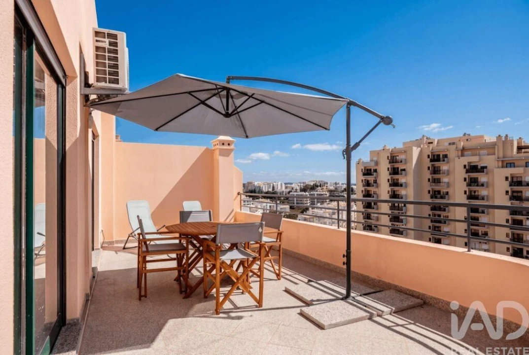 Apartamento T3 para Venda em Portimão Foto 32