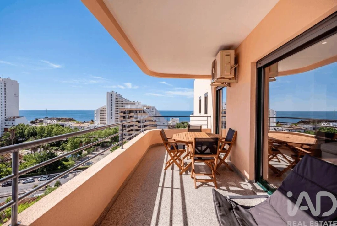 Apartamento T3 para Venda em Portimão Foto 16