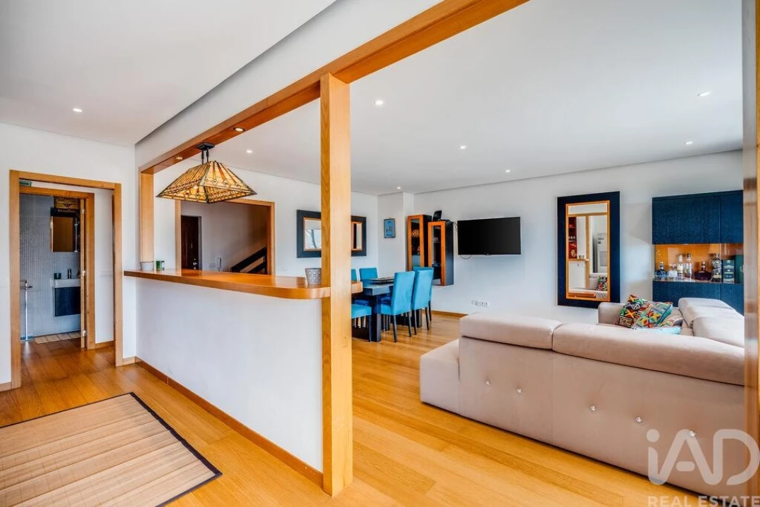 Apartamento T3 para Venda em Portimão Foto 12