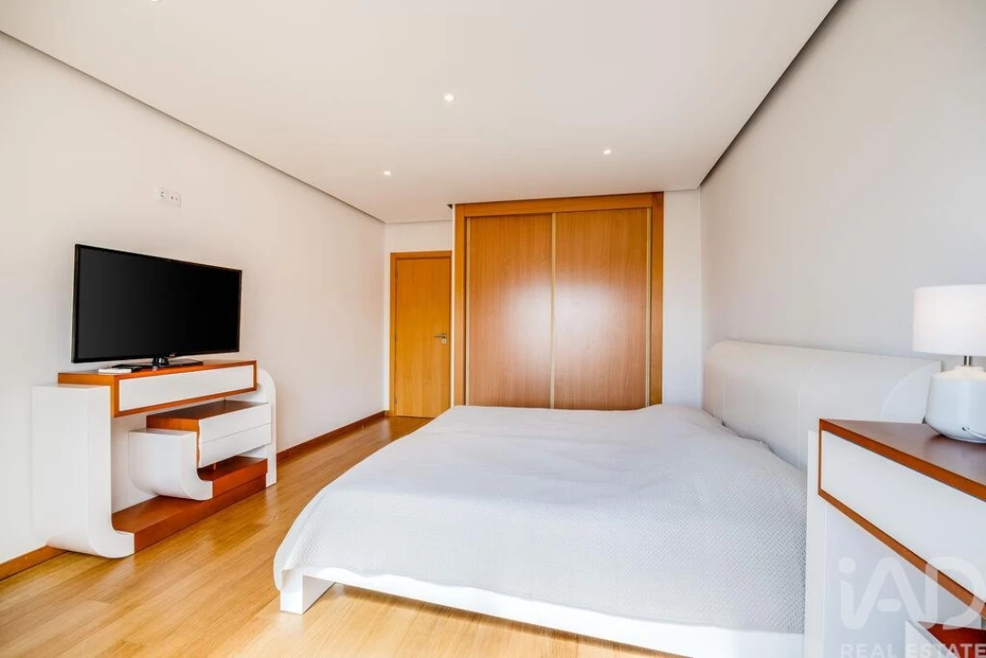 Apartamento T3 para Venda em Portimão Foto 30