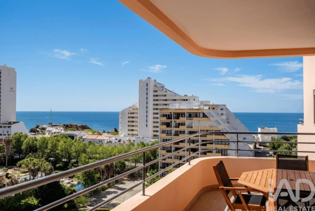 Apartamento T3 para Venda em Portimão Foto 7