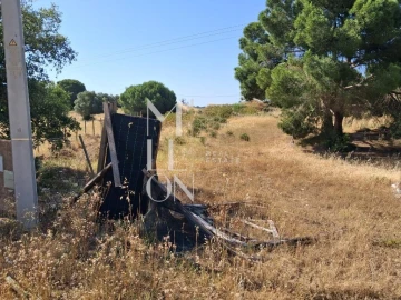 Terreno para Venda em Lagoa e Carvoeiro