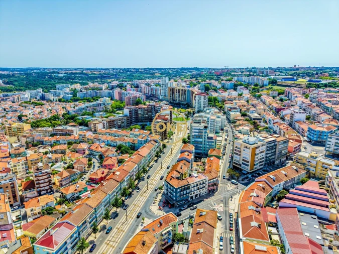 Apartamento T3 para Venda em Almada, Cova da Piedade, Pragal e Cacilhas Foto 35
