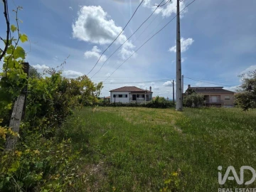 Moradia T4 para Venda em Santa Comba Dão e Couto do Mosteiro