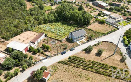 Moradia T4 para Venda em Santa Comba Dão e Couto do Mosteiro