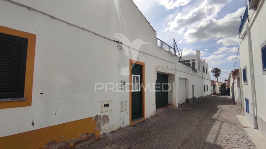 Moradia T2 para Venda em Beringel Foto 4