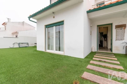 Moradia T4 para Venda em Nazare