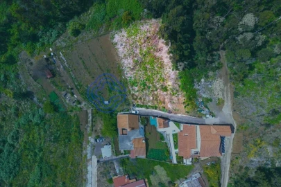 Terreno para Venda em Santa Cruz