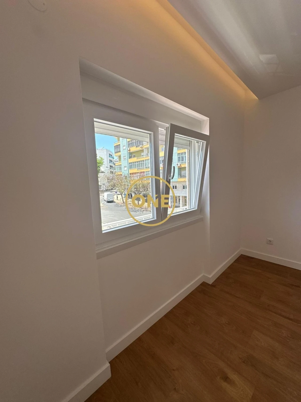 Apartamento T2 para Venda em Baixa da Banheira e Vale da Amoreira Foto 1