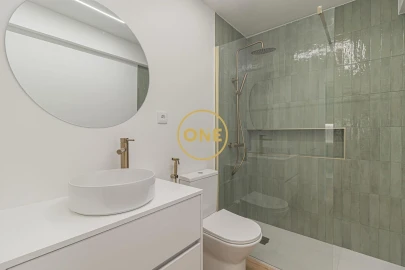 Apartamento T2 para Venda em Baixa da Banheira e Vale da Amoreira