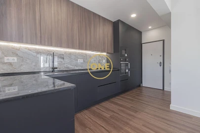 Apartamento T2 para Venda em Baixa da Banheira e Vale da Amoreira