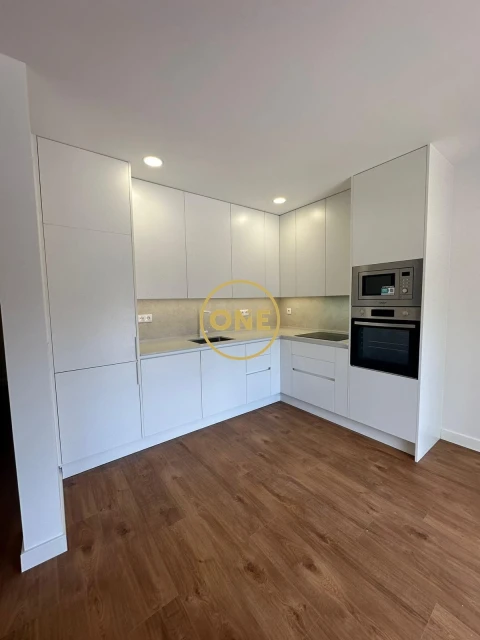Apartamento T2 para Venda em Baixa da Banheira e Vale da Amoreira