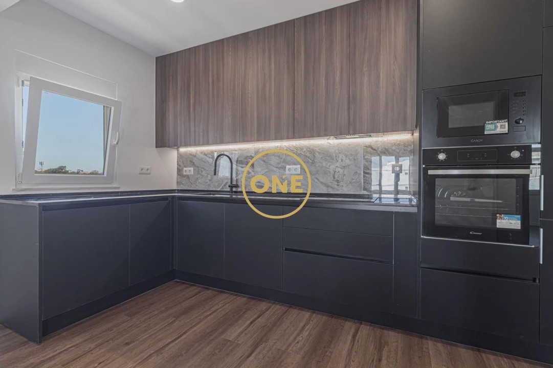 Apartamento T2 para Venda em Baixa da Banheira e Vale da Amoreira Foto 7