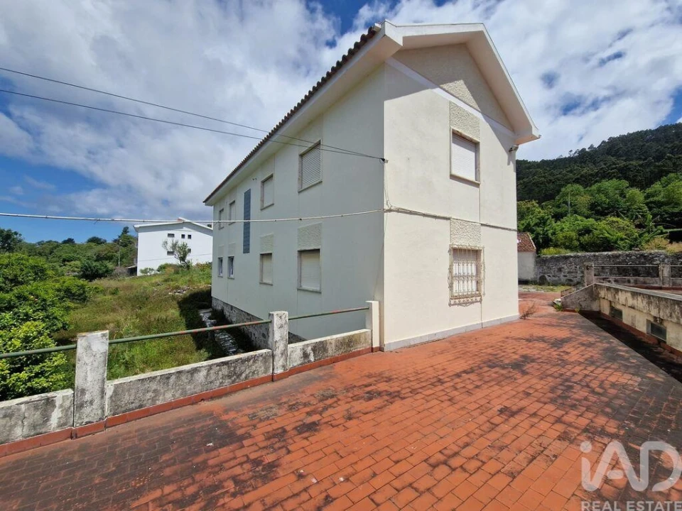 Moradia T4 para Venda em Carreço Foto 5