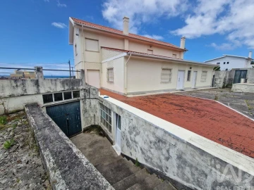 Moradia T4 para Venda em Carreço