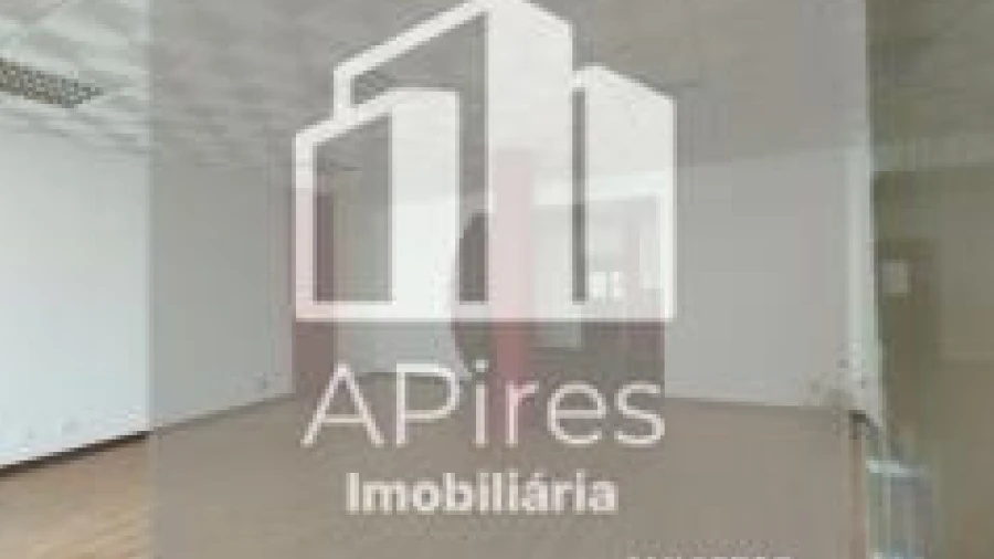 Loja para Arrendamento em Costa da Caparica