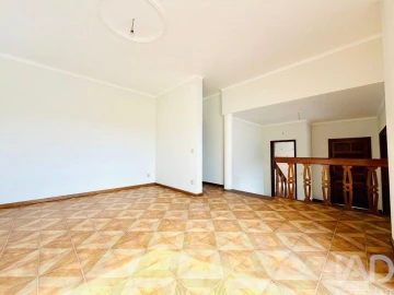 Moradia T3 para Venda em Barroselas e Carvoeiro