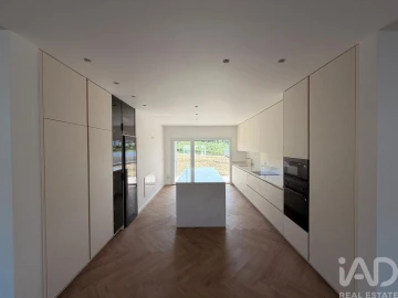 Moradia T4 para Venda em Leiria, Pousos, Barreira e Cortes