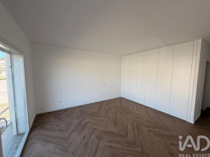 Moradia T4 para Venda em Leiria, Pousos, Barreira e Cortes Foto 14