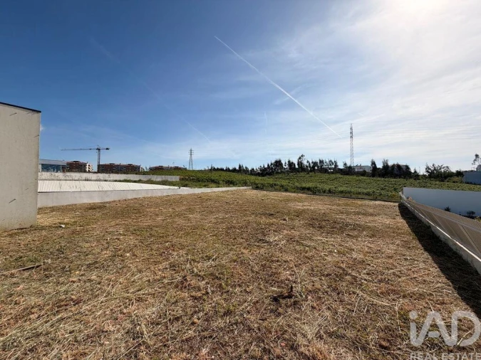 Moradia T4 para Venda em Leiria, Pousos, Barreira e Cortes Foto 18