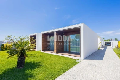 Moradia T4 para Venda em Valega