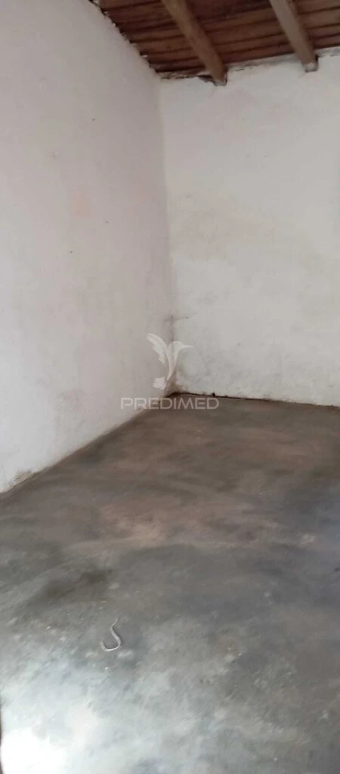 Moradia T2 para Venda em Urra