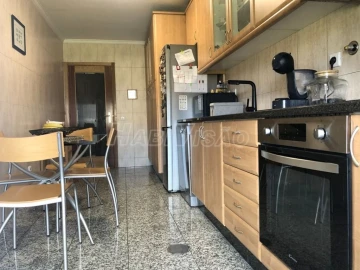 Apartamento T3 para Venda em Ermesinde