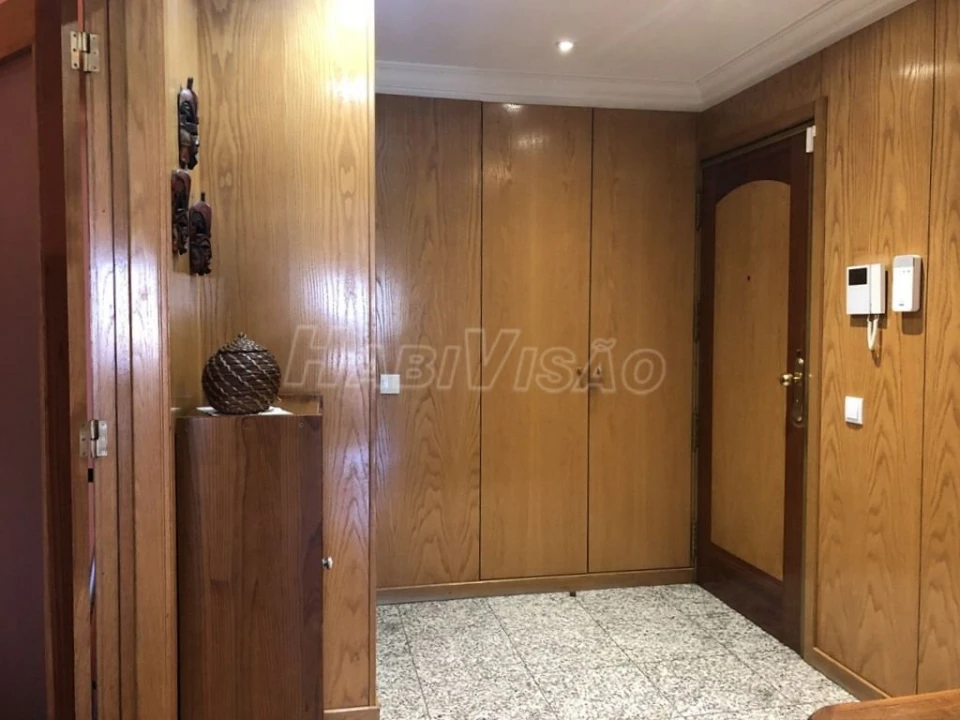 Apartamento T3 para Venda em Ermesinde Foto 1