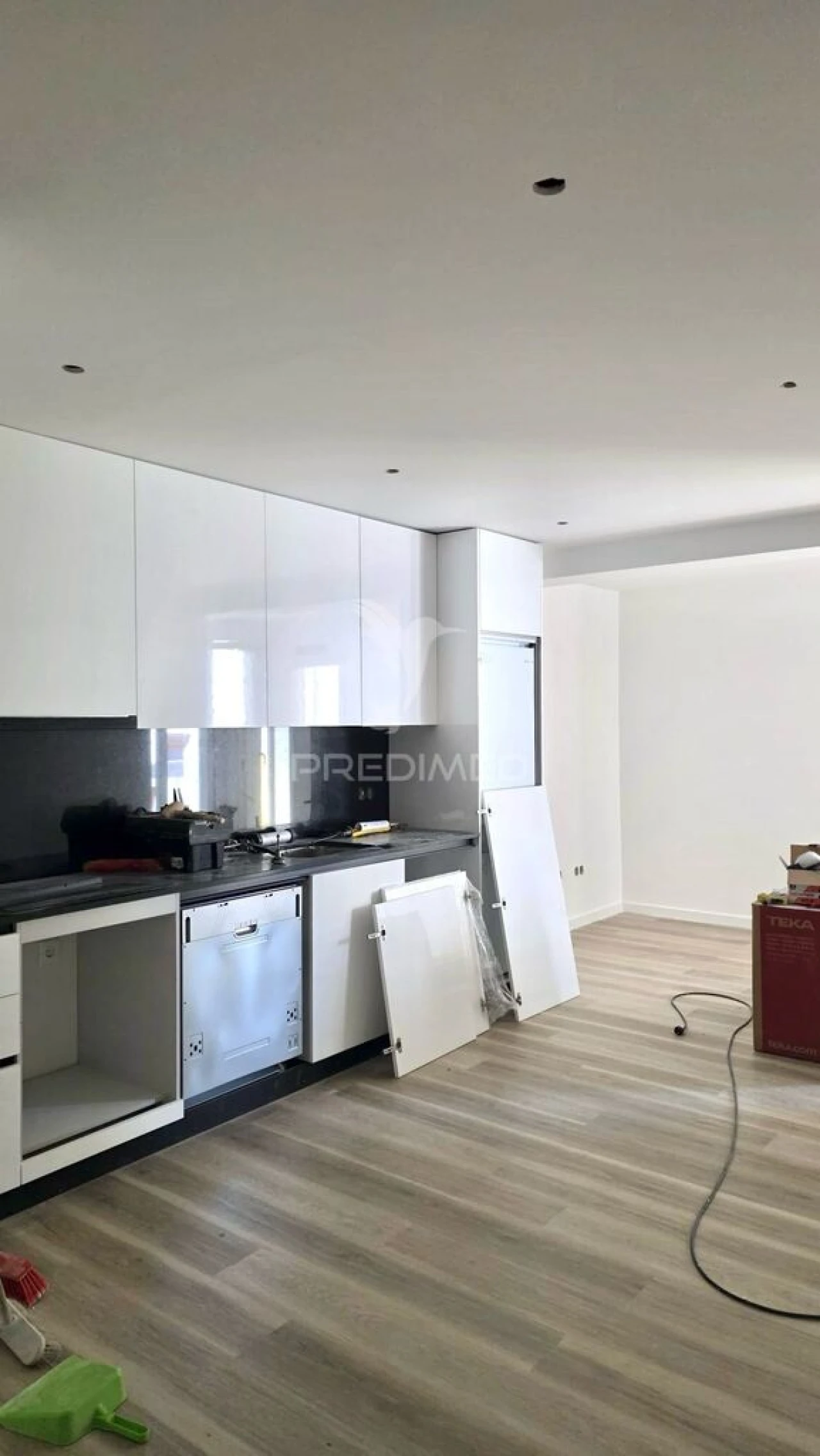 Apartamento T2 para Venda em Nazare Foto 16
