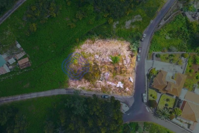 Terreno para Venda em Santa Cruz