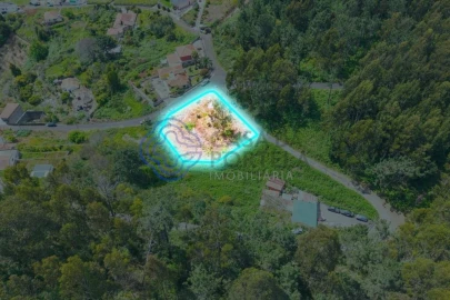 Terreno para Venda em Santa Cruz
