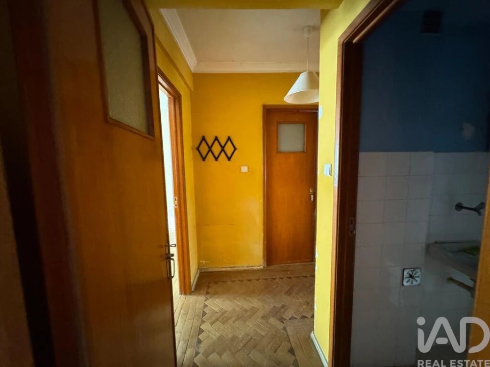 Apartamento para Venda em Massamá e Monte Abraão Foto 25