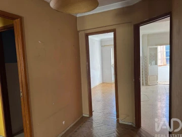 Apartamento para Venda em Massamá e Monte Abraão