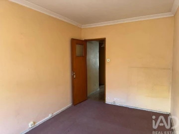 Apartamento para Venda em Massamá e Monte Abraão