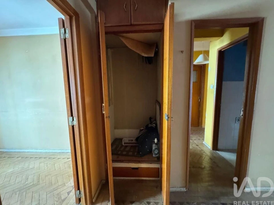 Apartamento para Venda em Massamá e Monte Abraão Foto 23