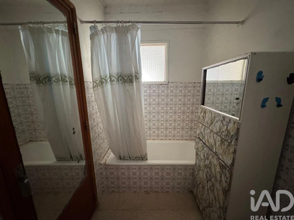 Apartamento para Venda em Massamá e Monte Abraão Foto 32
