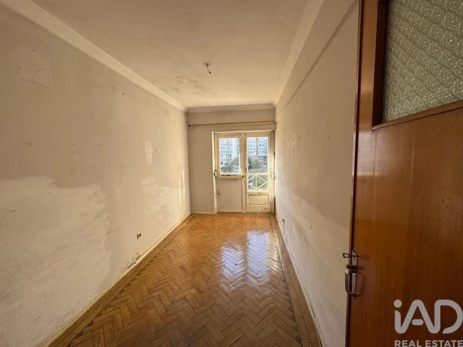 Apartamento para Venda em Massamá e Monte Abraão Foto 14