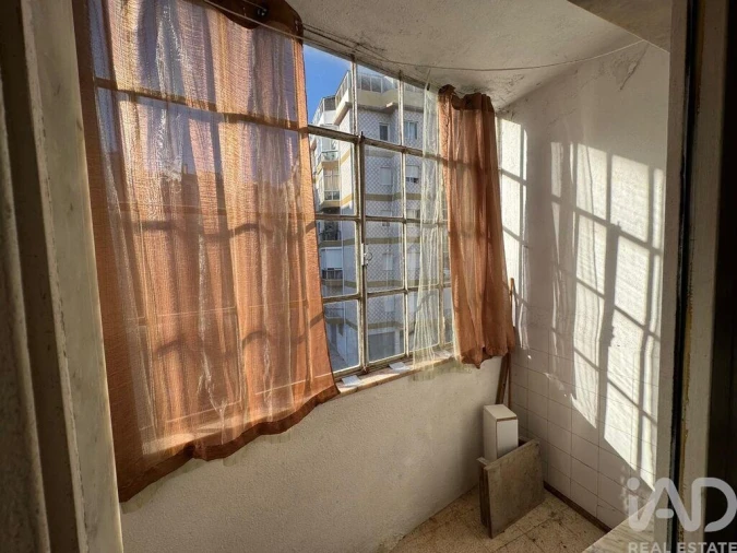 Apartamento para Venda em Massamá e Monte Abraão Foto 8
