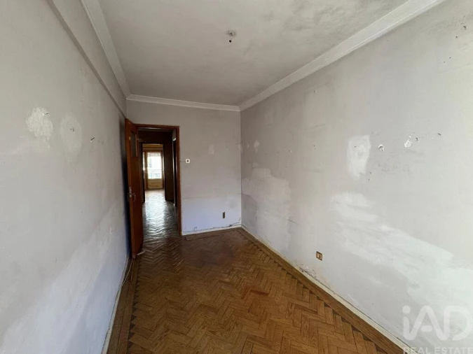 Apartamento para Venda em Massamá e Monte Abraão Foto 16