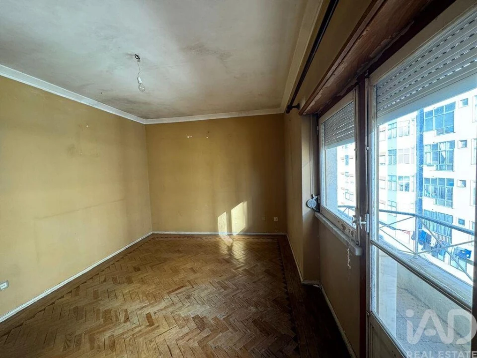 Apartamento para Venda em Massamá e Monte Abraão Foto 22
